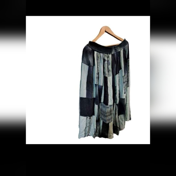 Zizi Rayon Blue ColourBlock Boho Skirt with Pockets - Picture 5 of 5